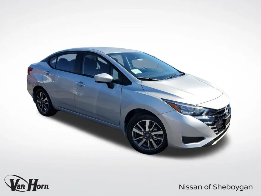 2025 Nissan Versa 1.6 SV photo 1