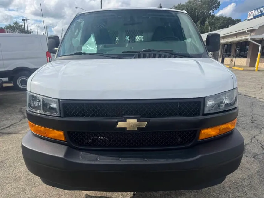 2021 Chevrolet Express 2500 Cargo Van photo 1