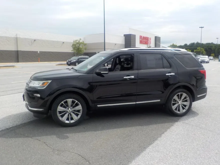 2018 Ford Explorer Limited photo 1