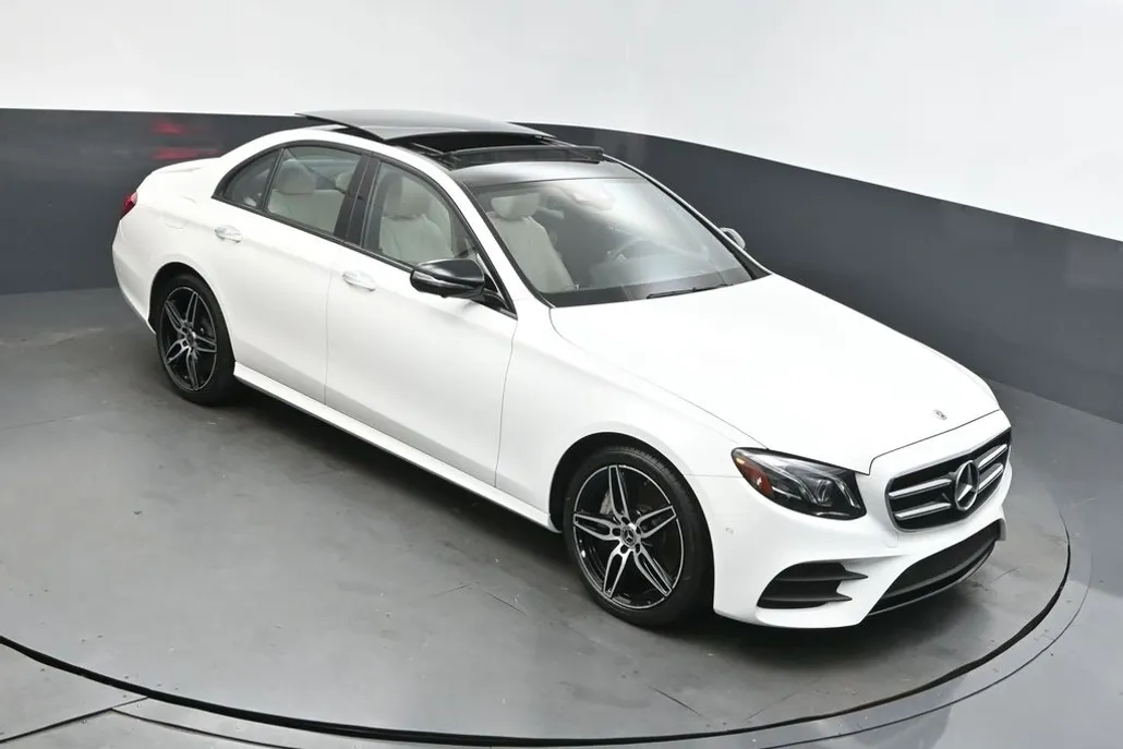 2019 Mercedes Benz E 450 4MATIC photo 1