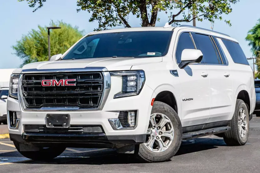 2023 Gmc Yukon XL SLE photo 1