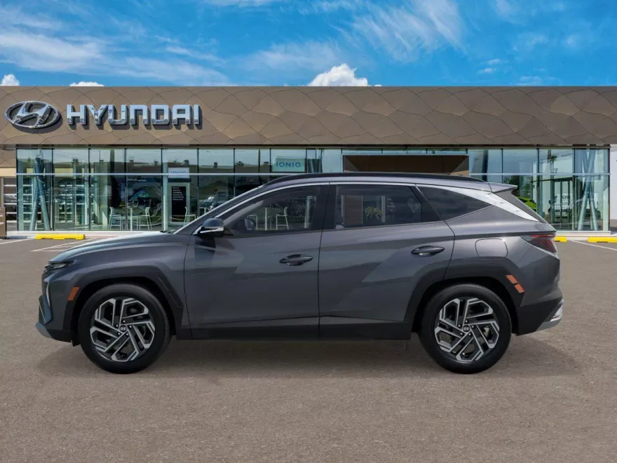 2025 Hyundai Tucson Limited photo 1