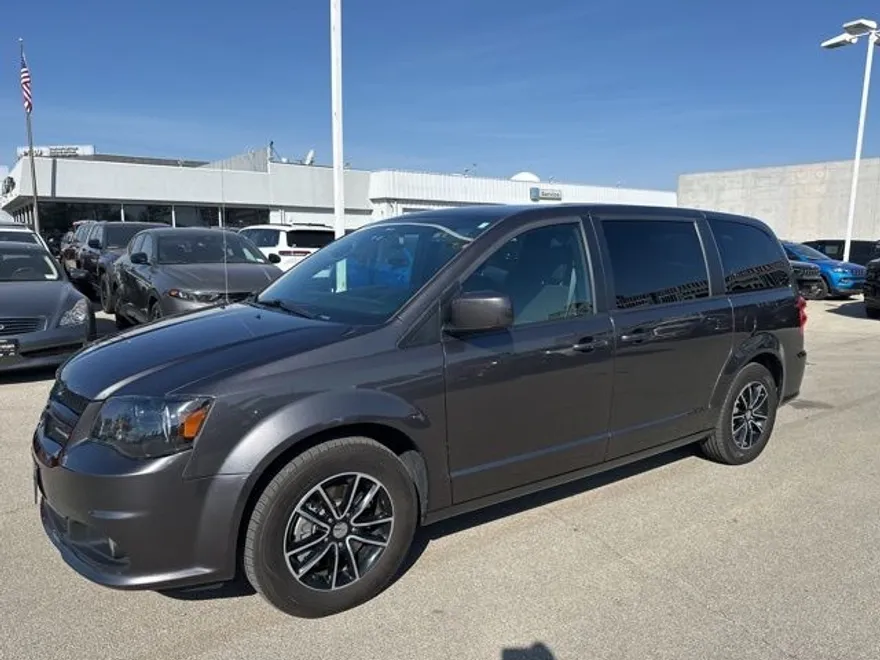 2018 Dodge Grand Caravan SE photo 1