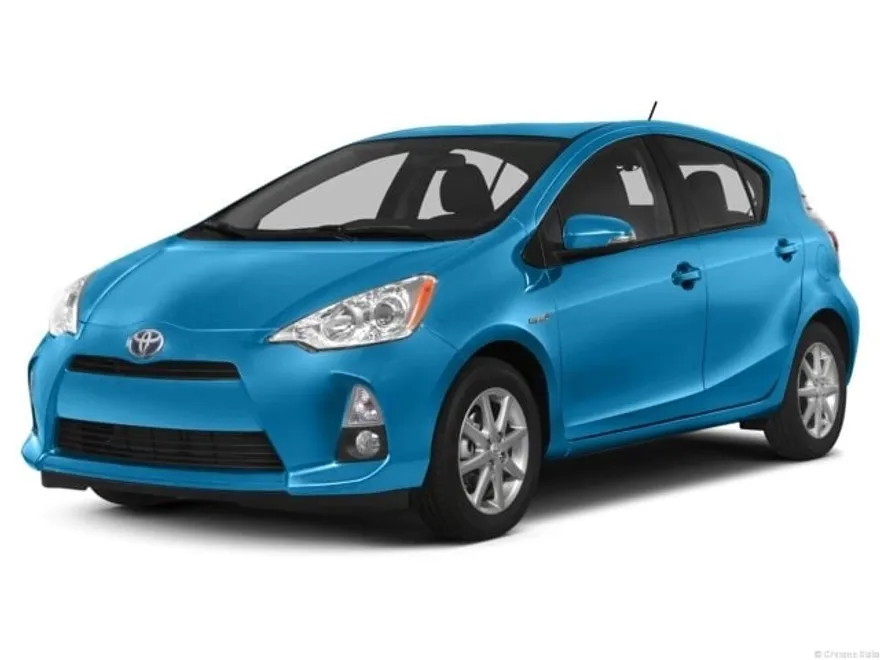 2013 Toyota Prius C photo 1