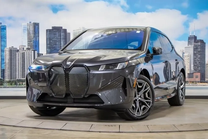 2026 Bmw iX photo 1