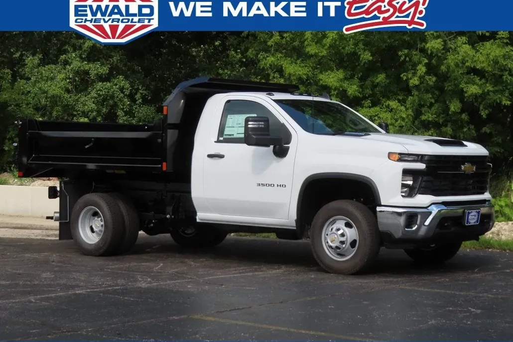 2025 Chevrolet Silverado 3500HD Work Truck photo 1