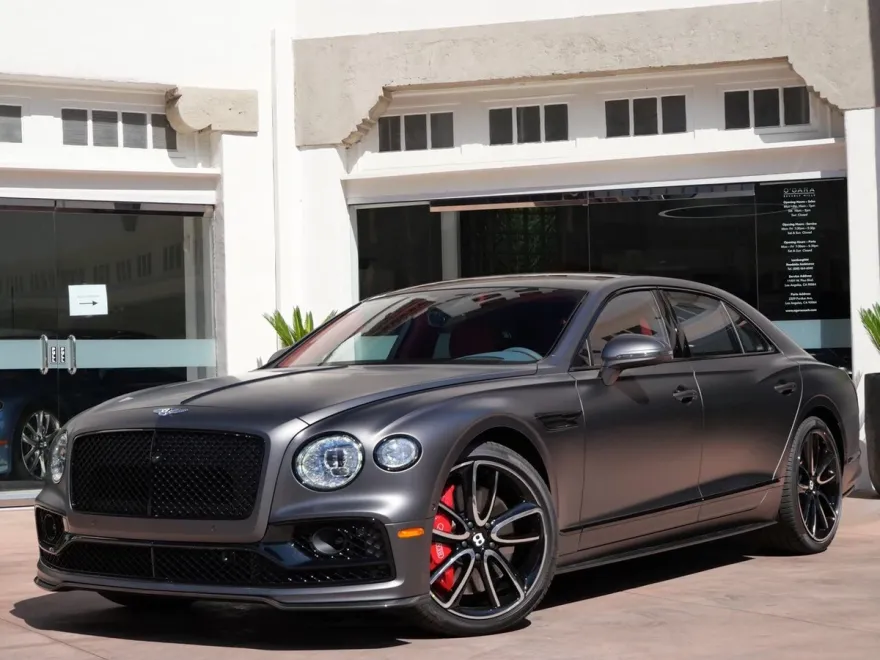 2024 Bentley Flying Spur V8 photo 1