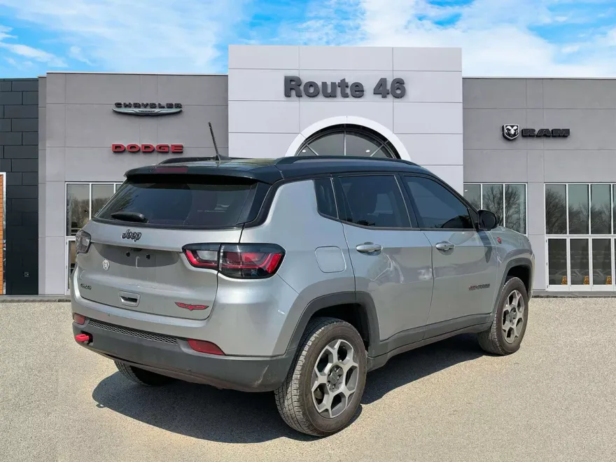 2022 Jeep Compass Trailhawk photo 1