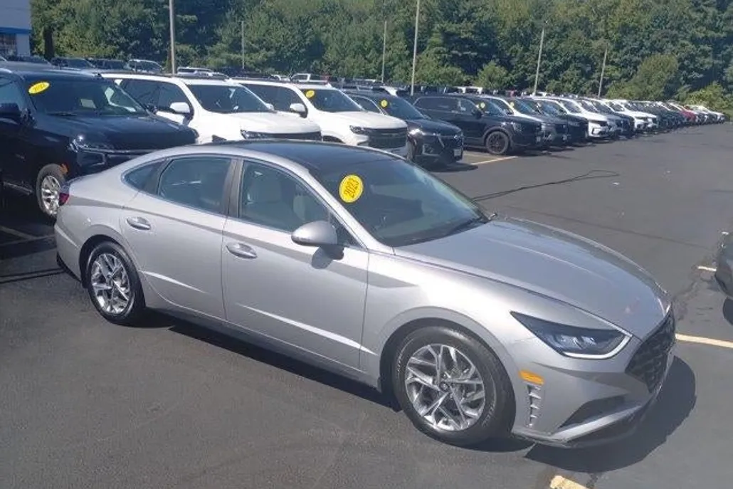 2023 Hyundai Sonata SEL photo 1