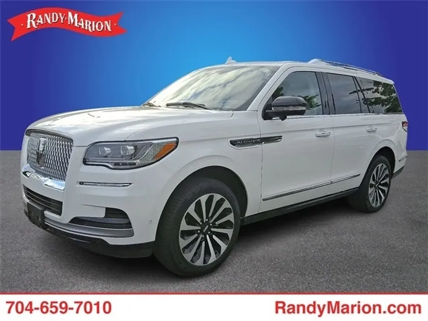 2024 Lincoln Navigator Reserve photo 1
