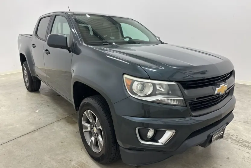 2017 Chevrolet Colorado Z71 photo 1