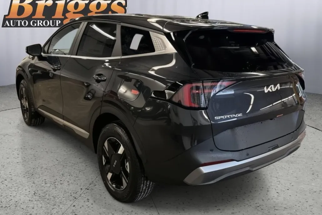 2026 Kia Sportage LX photo 1