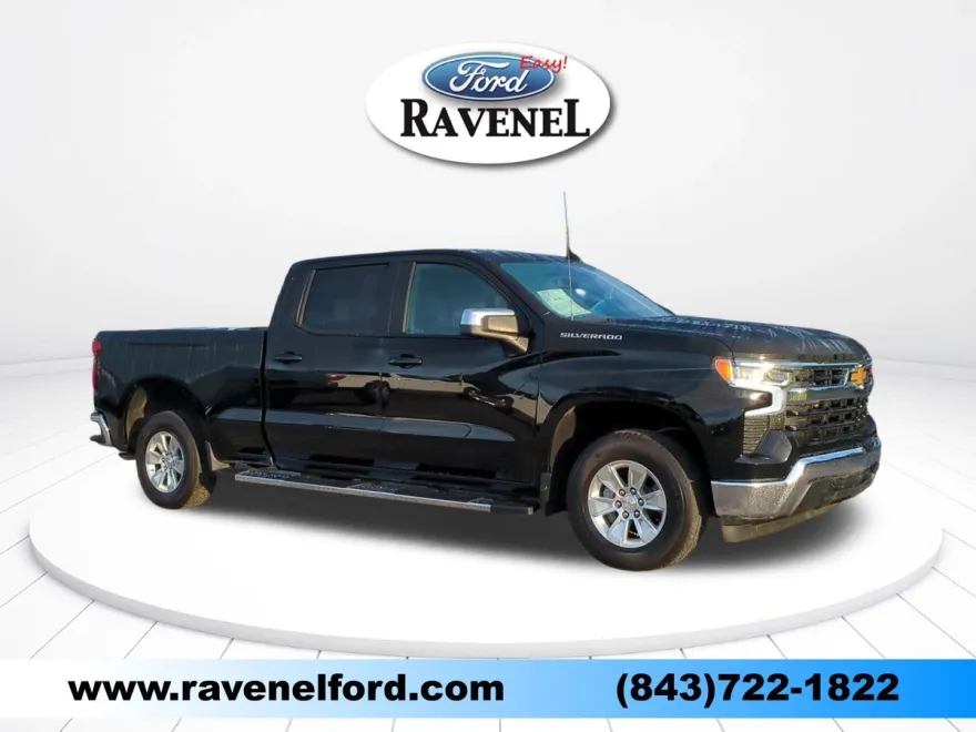 2024 Chevrolet Silverado 1500 LT photo 1