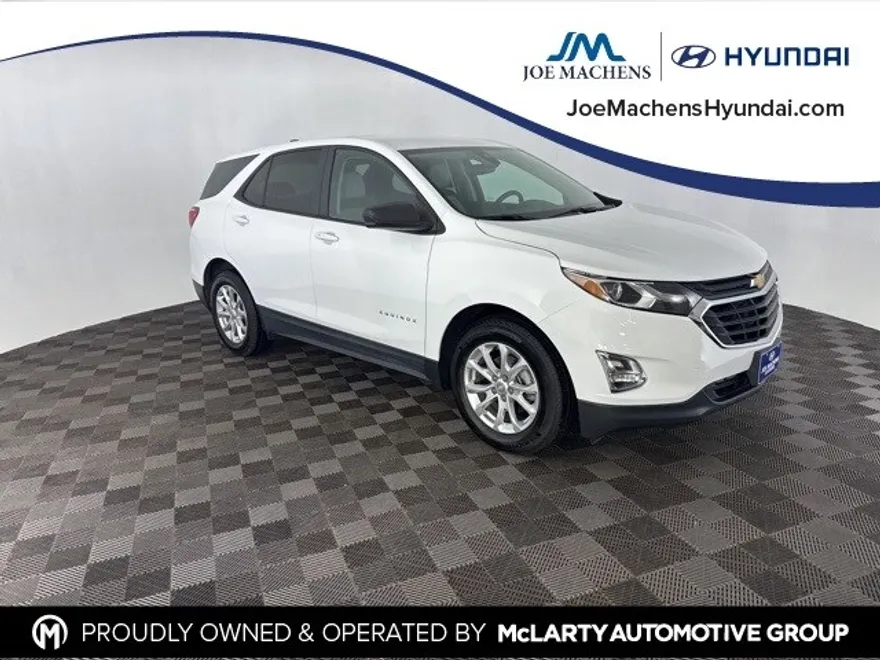 2020 Chevrolet Equinox LS photo 1