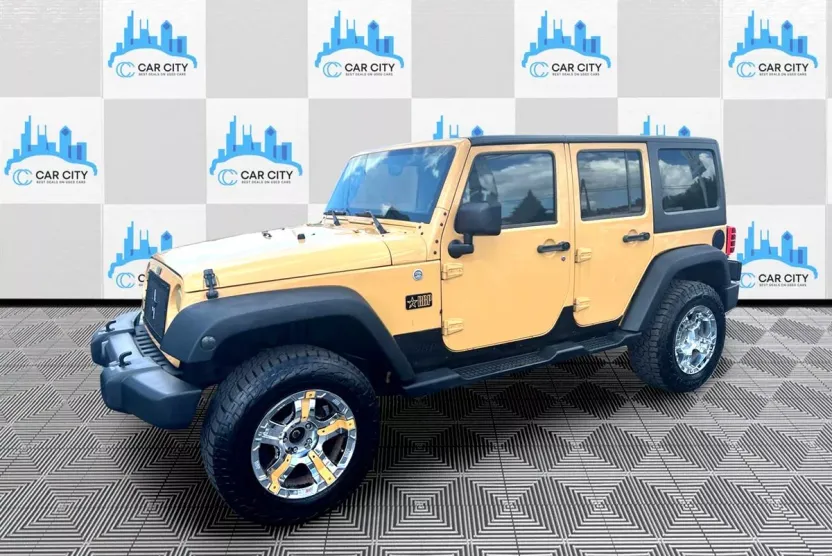 2013 Jeep Wrangler Unlimited Sport photo 1