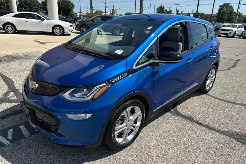 2020 Chevrolet Bolt EV photo 1
