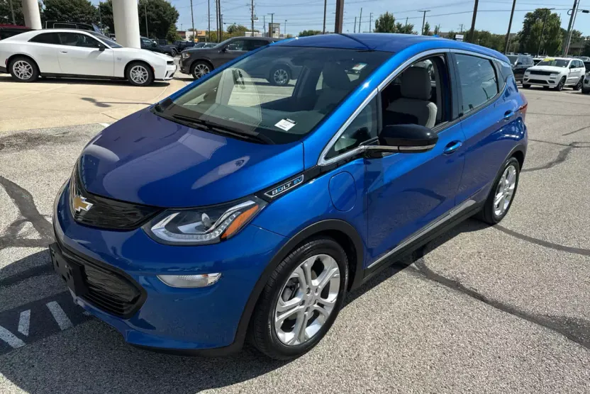 2020 Chevrolet Bolt EV photo 1