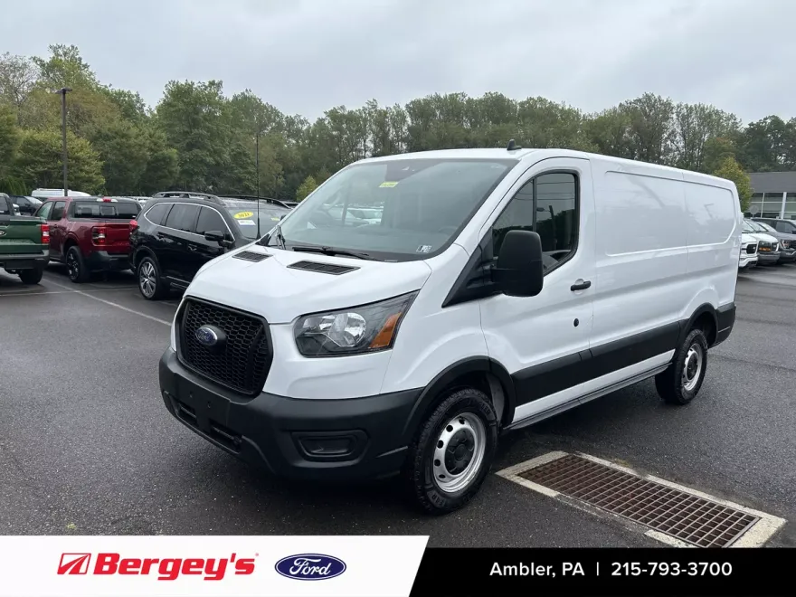 2022 Ford Transit Cargo Van photo 1