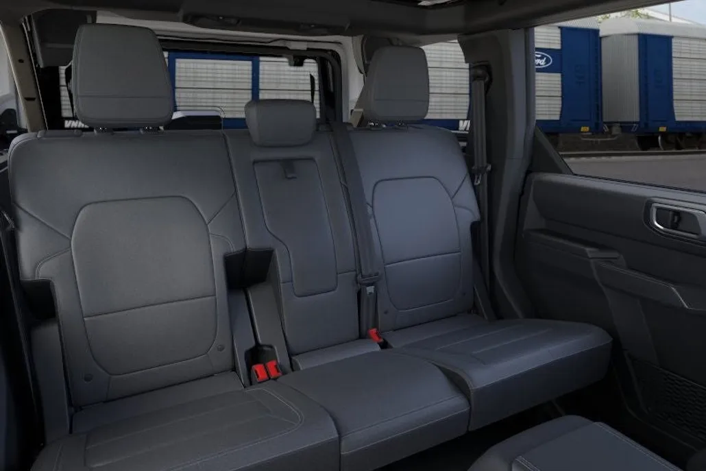 2025 Ford Bronco Badlands photo 1