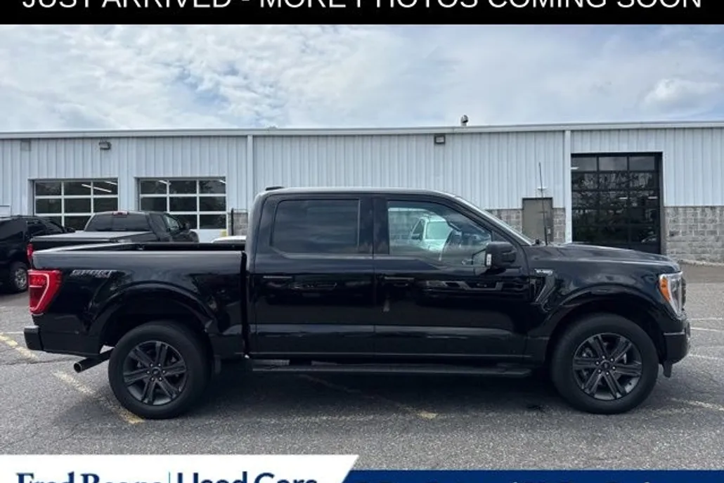 2023 Ford F-150 XLT photo 1