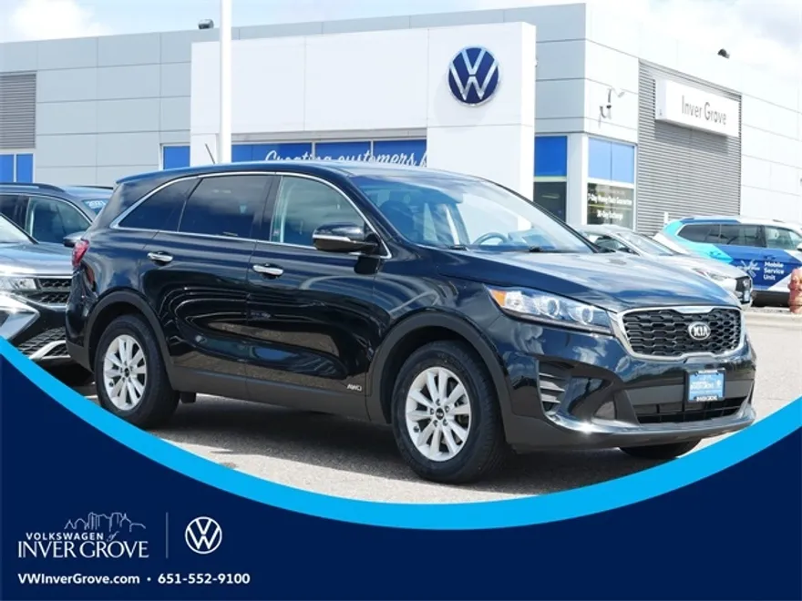2020 Kia Sorento LX photo 1