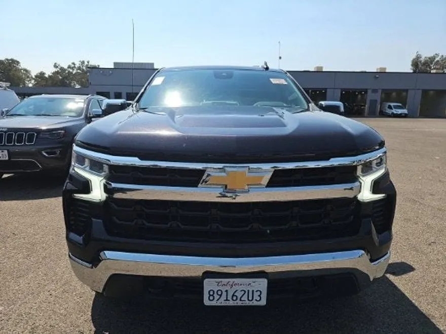 2023 Chevrolet Silverado 1500 LT photo 1