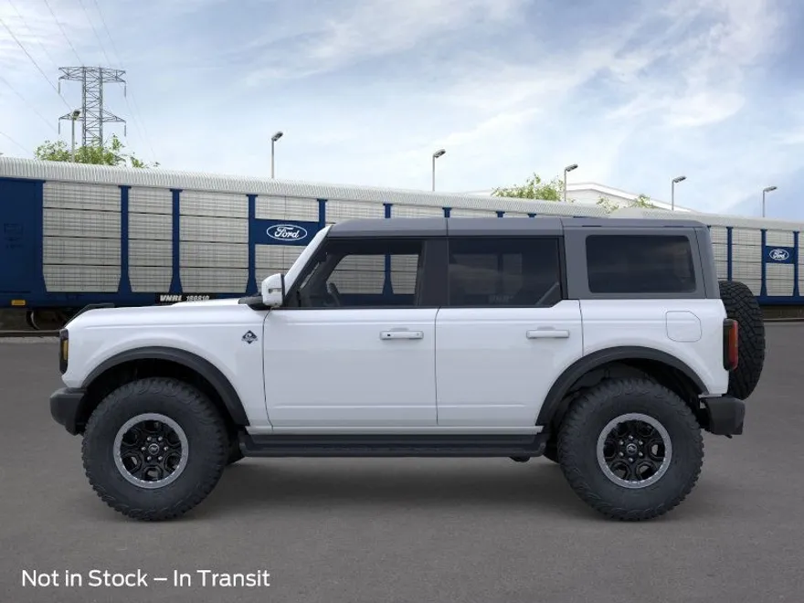 2025 Ford Bronco Outer Banks photo 1