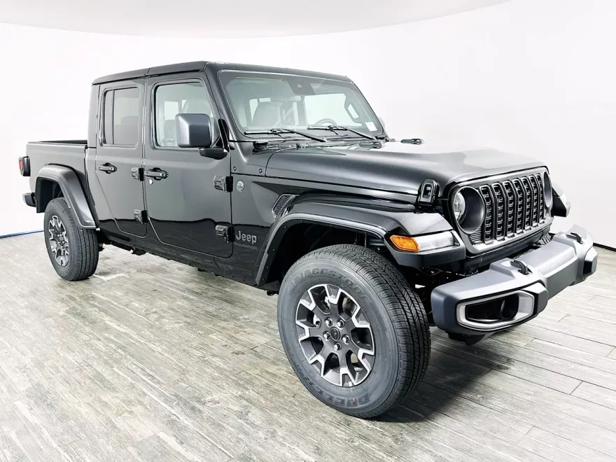 2025 Jeep Gladiator Sport S photo 1