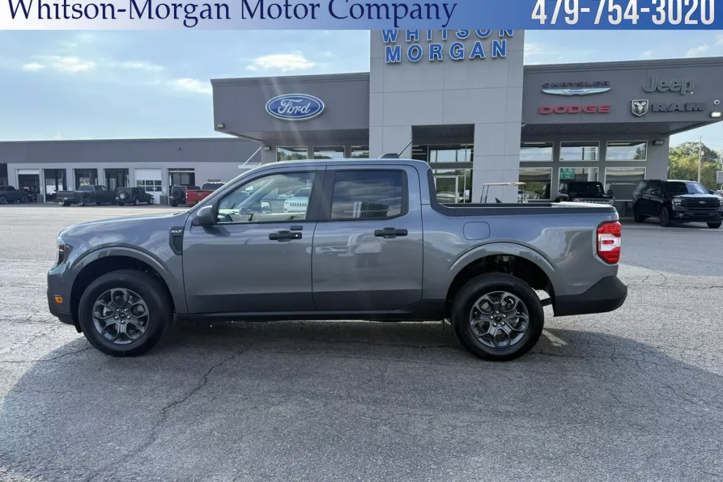 2025 Ford Maverick XLT photo 1