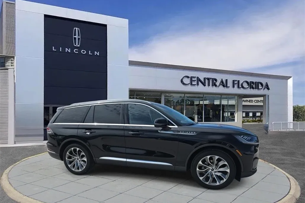 2025 Lincoln Aviator Premiere photo 1