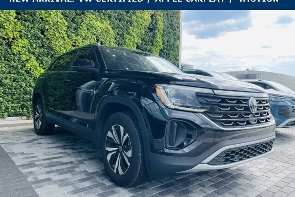 2025 Volkswagen Atlas Cross Sport SE photo 1