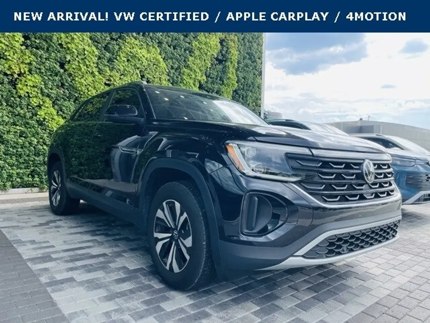 2025 Volkswagen Atlas Cross Sport SE photo 1