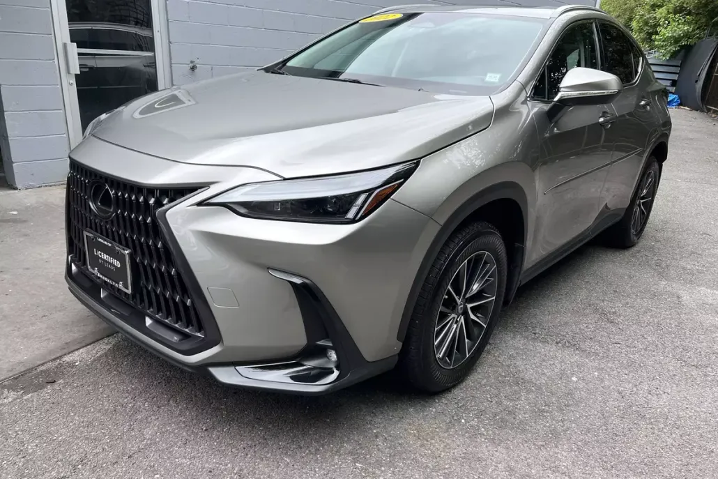 2022 Lexus NX 350 photo 1
