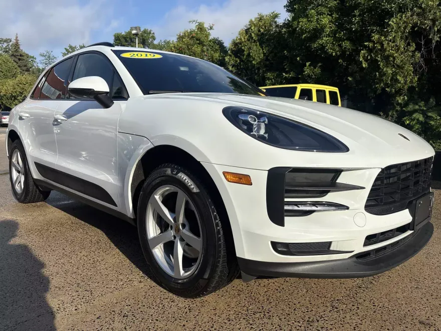 2019 Porsche Macan S photo 1
