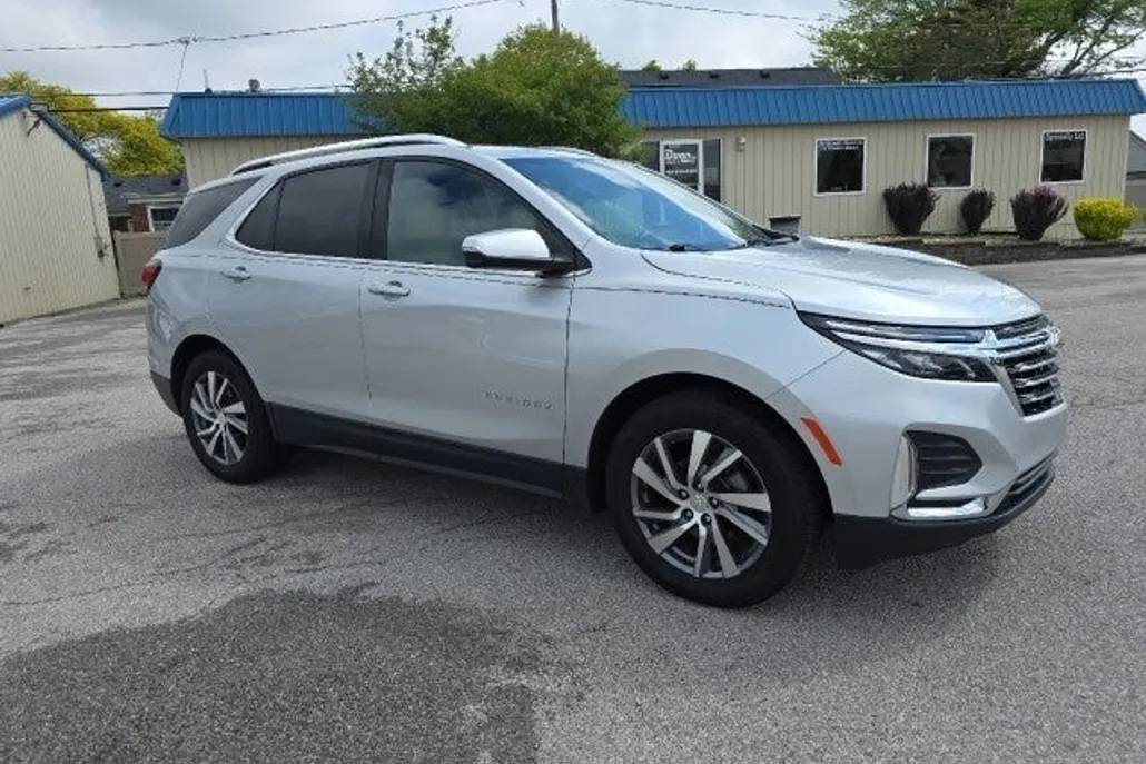 2022 Chevrolet Equinox Premier photo 1