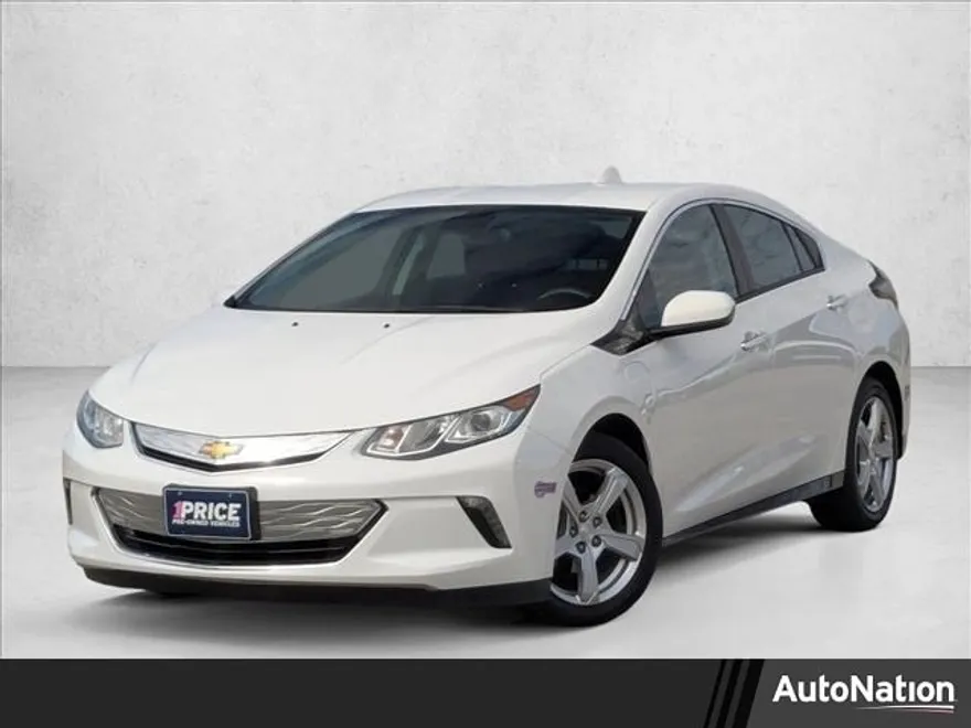 2019 Chevrolet Volt LT photo 1