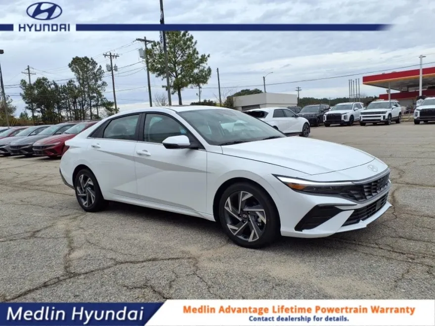 2025 Hyundai Elantra Limited photo 1