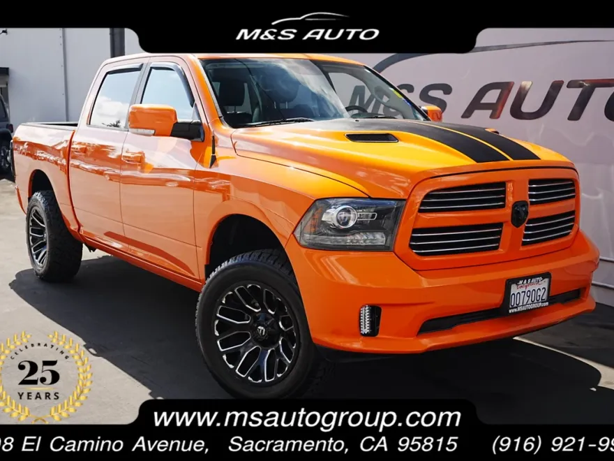 2017 Ram 1500 Sport photo 1