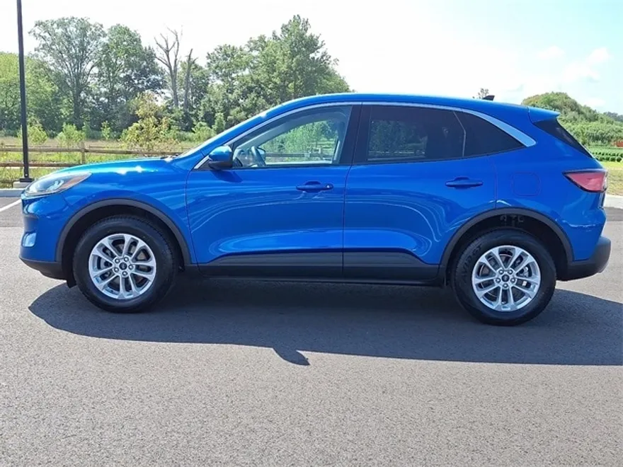 2020 Ford Escape SE photo 1