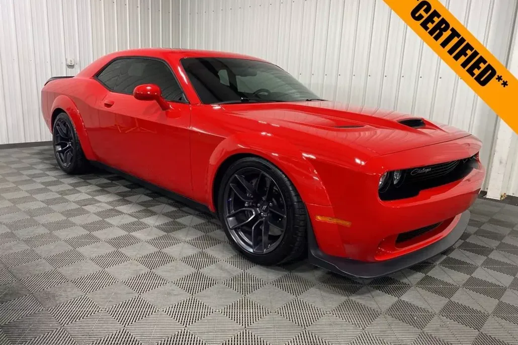 2020 Dodge Challenger R/T Scat Pack Widebody photo 1
