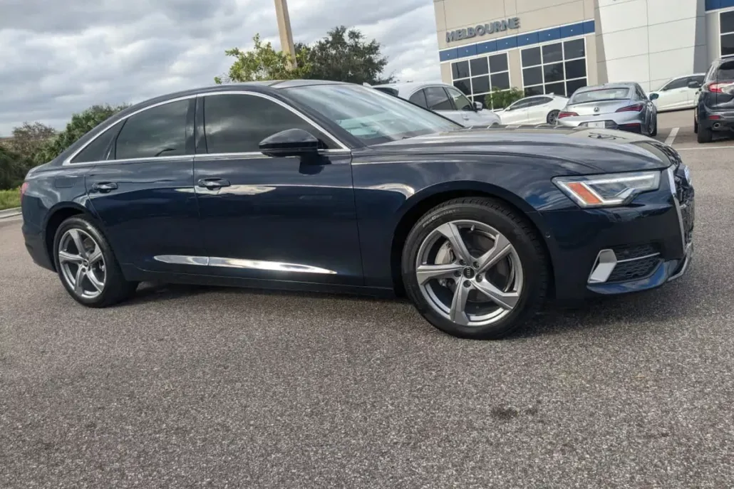 2024 Audi A6 Premium Plus TFSI Quattro photo 1