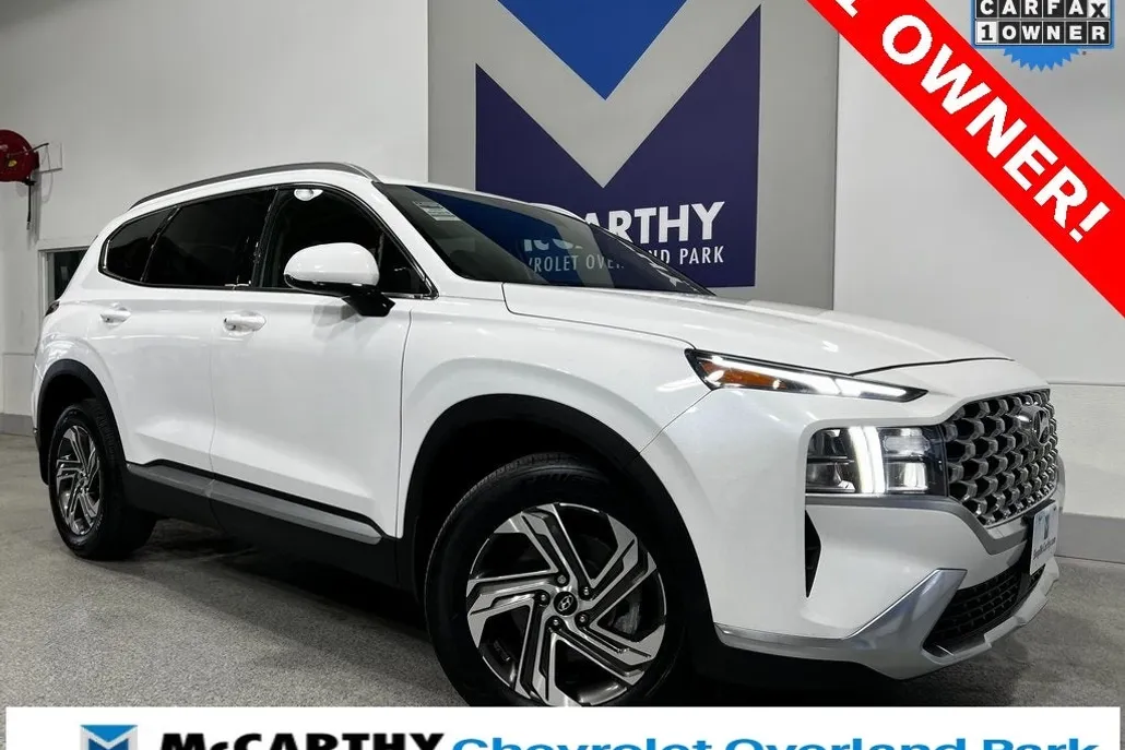 2022 Hyundai Santa Fe SEL photo 1
