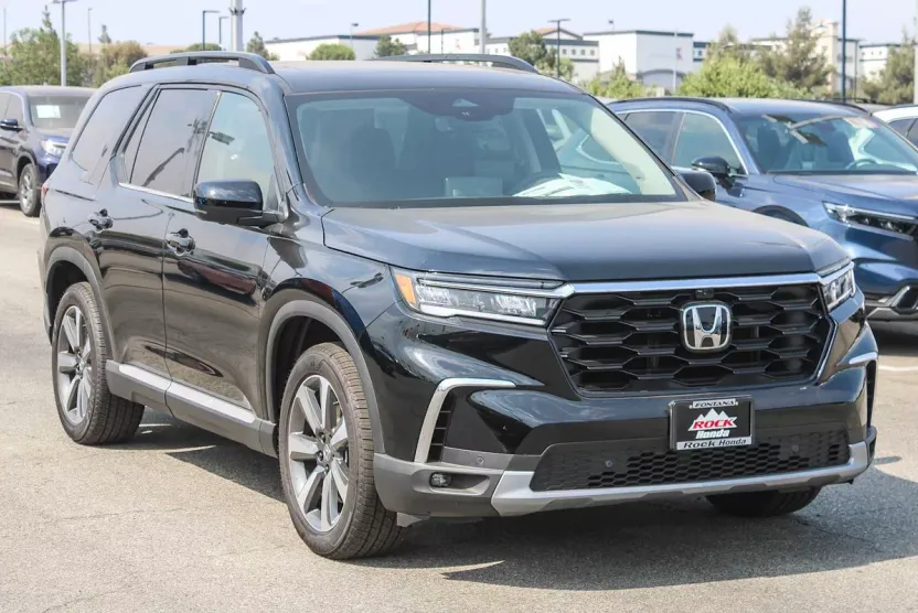2025 Honda Pilot Elite photo 1