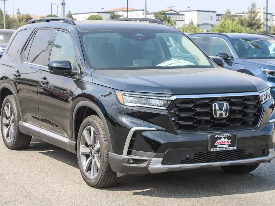 2025 Honda Pilot Elite photo 1