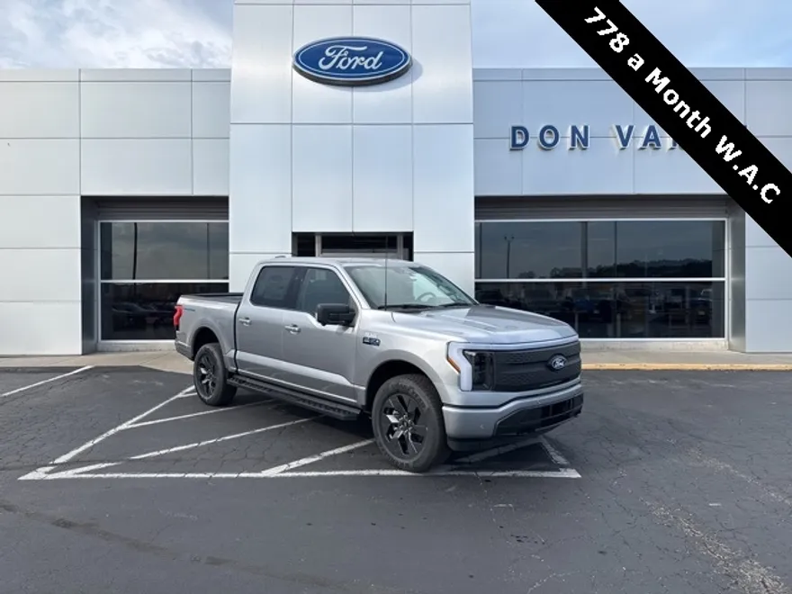 2025 Ford F-150 Lightning photo 1