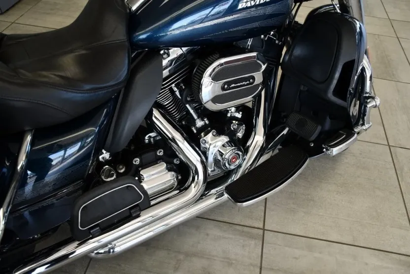 2016 Harley Davidson FLHTK / Ultra Limited photo 1