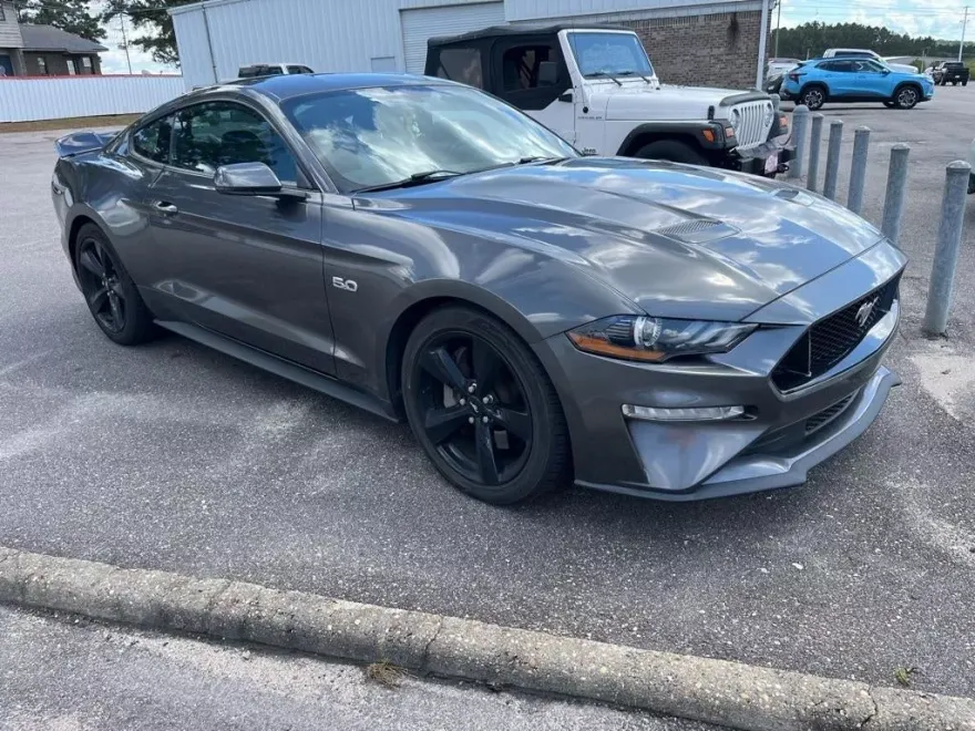 2018 Ford Mustang GT Premium photo 1