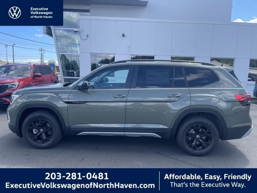 2025 Volkswagen Atlas SE Technology Peak Edition photo 1