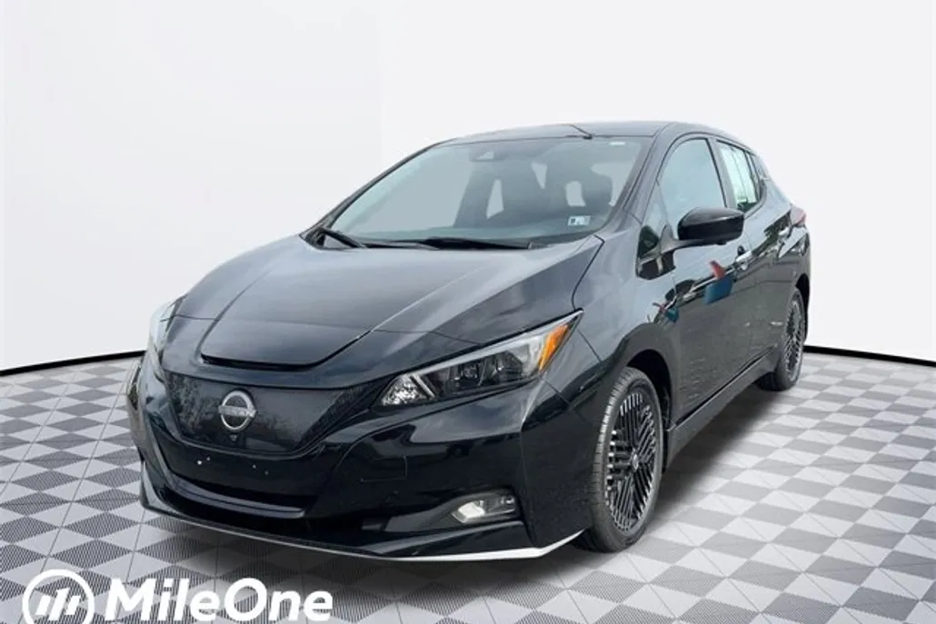 2023 Nissan Leaf SV Plus photo 1
