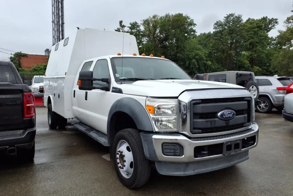 2015 Ford F-550 XL photo 1